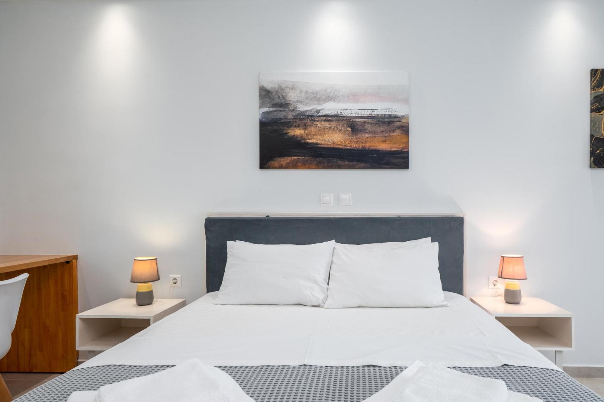 Dallas Hotel Svoronata Buitenkant foto