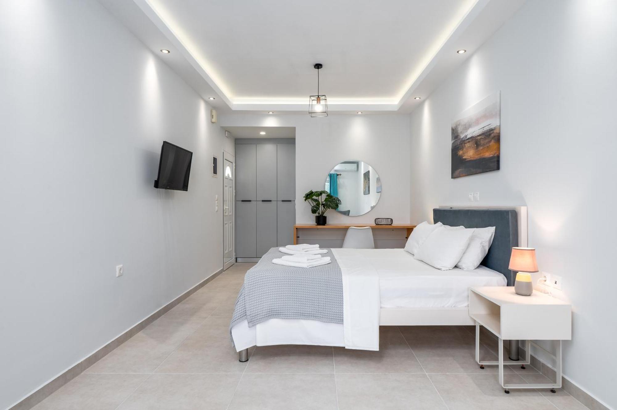 Dallas Hotel Svoronata Buitenkant foto